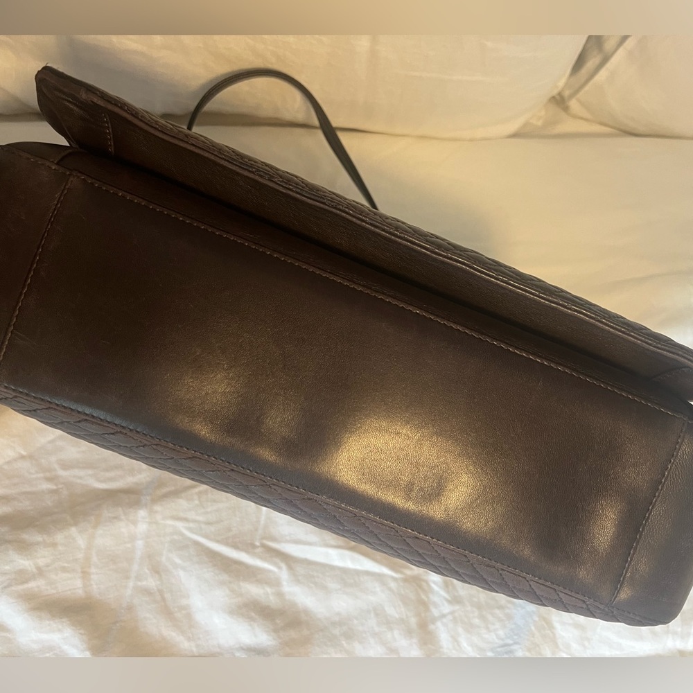 Authentic Bally Leather Shoulder Bag - Picture 11 of 15